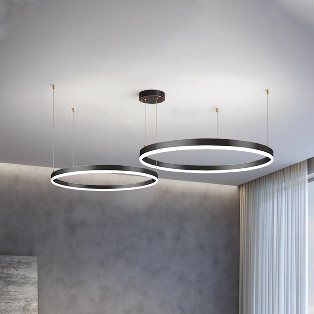Suspension anneaux LED en cascade Cerchio – Cadre noir