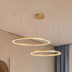 Suspension anneaux LED en cascade Cerchio – Cadre doré