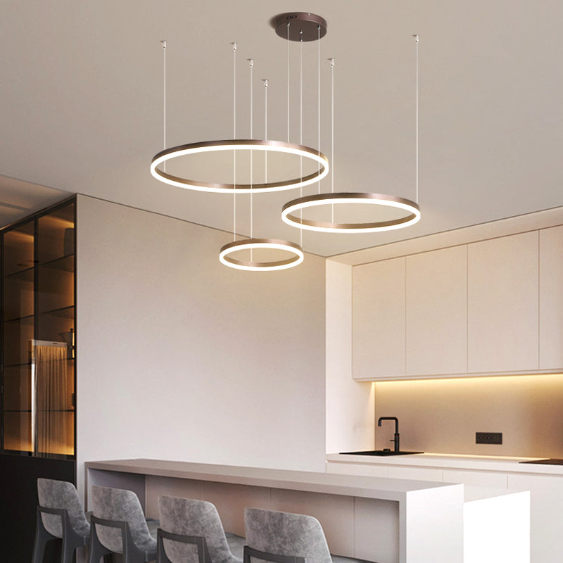Suspension anneaux LED en cascade Cerchio – Cadre café