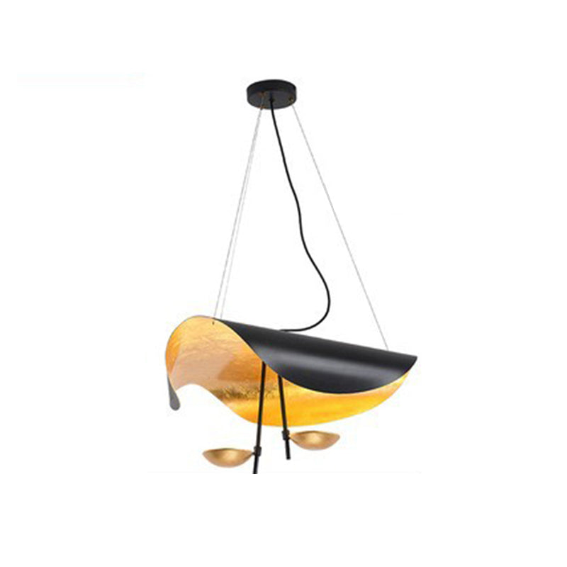 Plafonnier feuille LED design Fogliana – Noir et or, version suspension